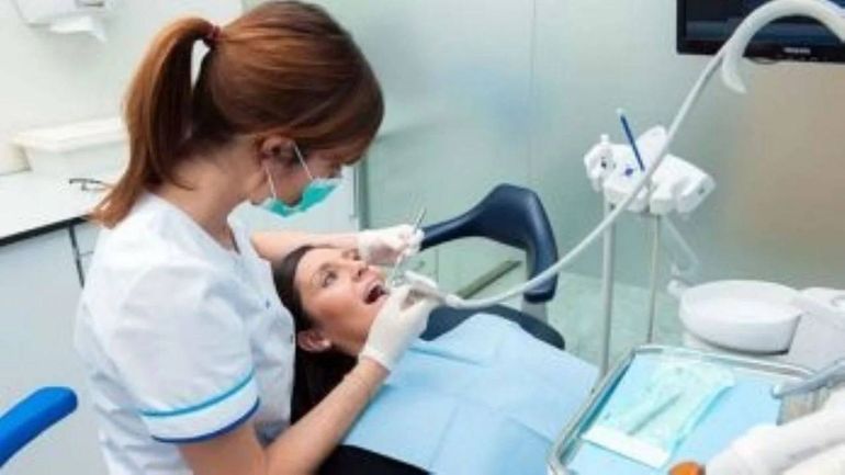 La ANMAT prohibió el uso y comercialización de un kit odontológico con procedencia de Entre Ríos. Foto: Google. La ANMAT prohibió el uso y comercialización de un kit odontológico con procedencia de Entre Ríos. Foto: Google.