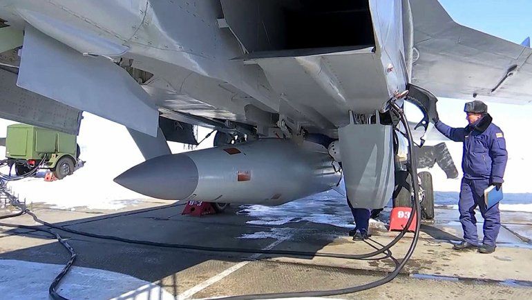 Moscú confirmó el uso de misiles hipersónicos