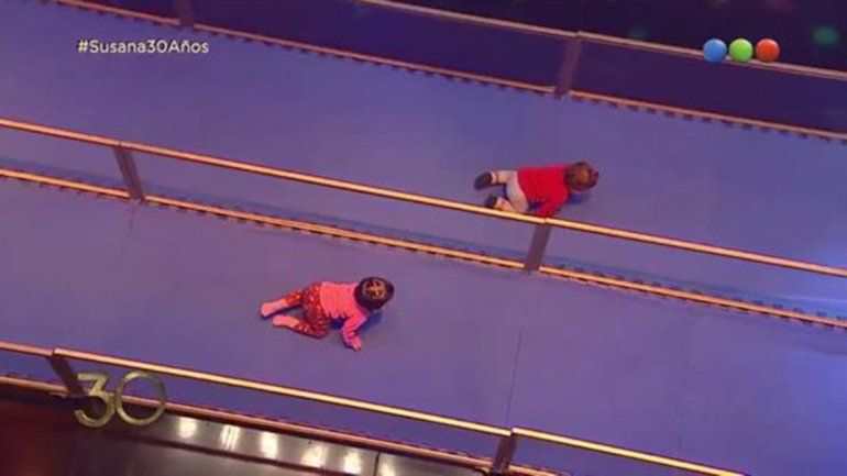 El programa de Susana recibió una advertencia por la competencia entre bebes