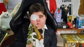 homenajean a un pequeno youtuber chileno que murio