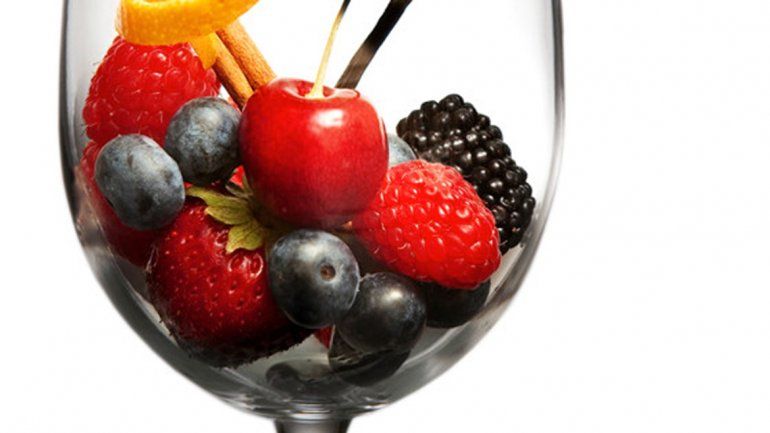Los catadores suelen hablar de vinos frutales. Hay