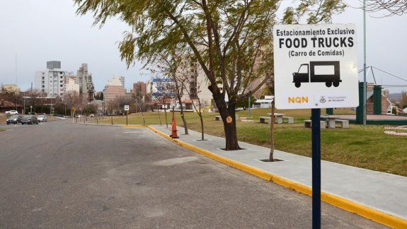 Los food trucks se instalarán en la Plaza de la Mujer. Habrá cuatro carros y después se incorporarán más.