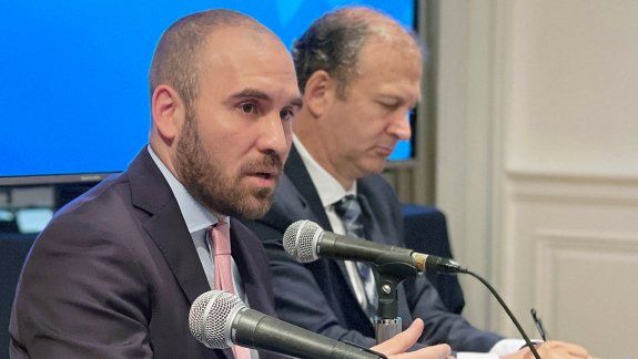 El gobierno postergaría la presentación del Programa Económico Plurianual