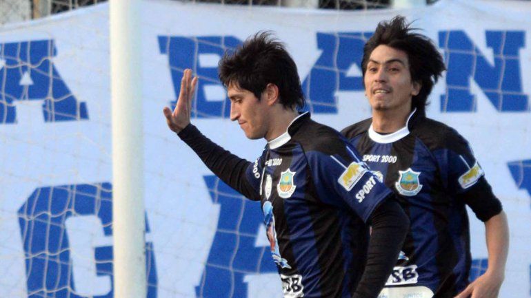 El Rey León &nbsp;se recuperó de la&nbsp;última derrota y se afianza arriba.