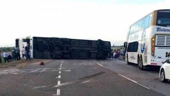 tragico viaje de egresados: dos muertos tras un vuelco tragico viaje de egresados: dos muertos tras un vuelco