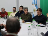 El Gobernador de Río Negro, se reunió con ganaderos de la Provincia, y aclaró que no quiere cambios en la barrera sanitaria.