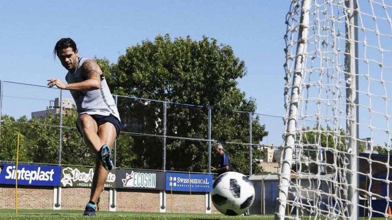 Gago ya entrenará con el plantel la semana que viene