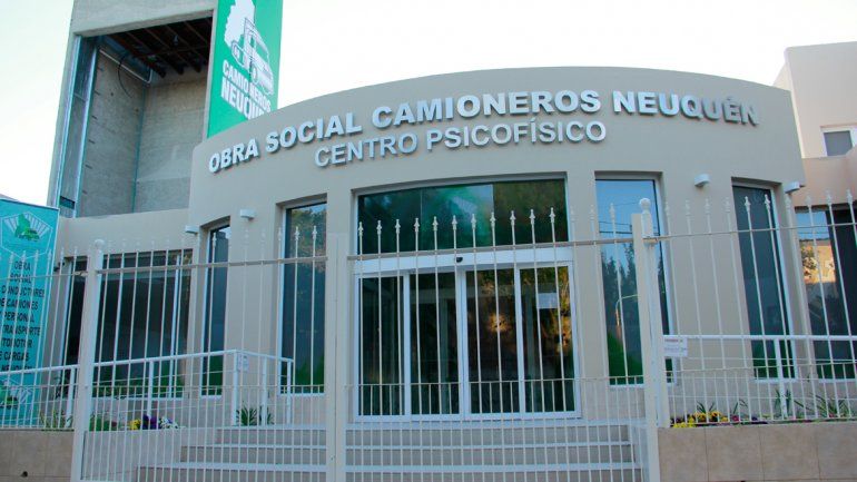 A punta de pistola, le robaron más de 50 mil pesos al Sindicato de Camioneros