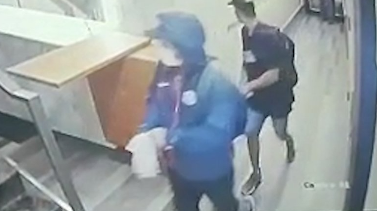 Robo a estudios jurídicos: seis ladrones quedaron escrachados en video