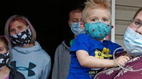 Nueva York: alarma por 64 niños internados por coronavirus
