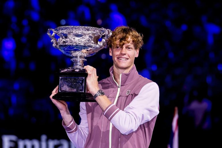 Remontada y campeonato increíble: Jannik Sinner festejó en Australia tras una gran victoria sobre Medvedev