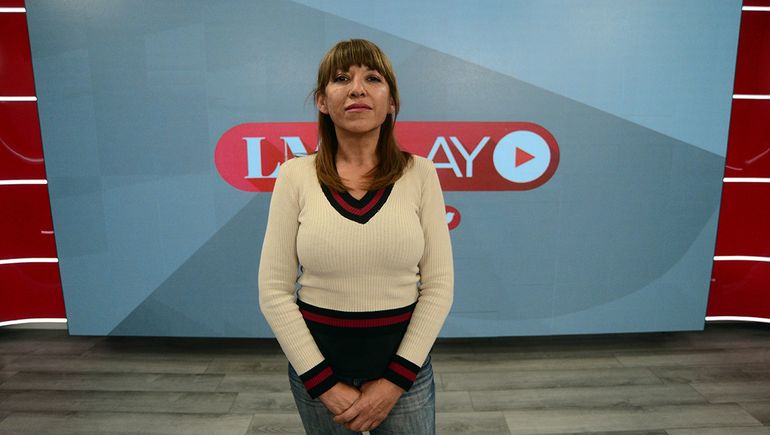 Patricia Jure es precandidata a diputada nacional por el FIT en Neuquén. Sostuvo que el primer contacto con la gente son en los comedores donde le Polo Obrero hace 5 mil raciones de comida por la pobreza. Patricia Jure es precandidata a diputada nacional por el FIT en Neuquén. Sostuvo que el primer contacto con la gente son en los comedores donde le Polo Obrero hace 5 mil raciones de comida por la pobreza.
