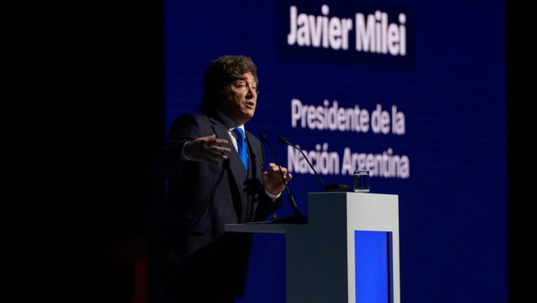 Javier Milei afirmó que la inflación va a bajar debido a que los factores que la aumentan son temporales.