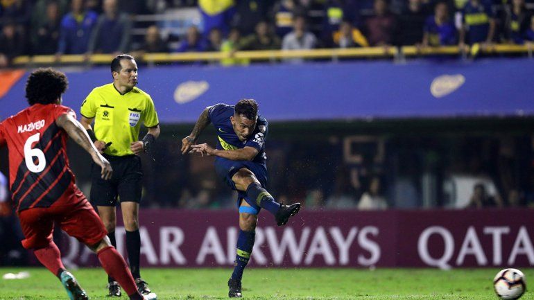 Súper-Tevez: alimentó el morbo del posible clásico