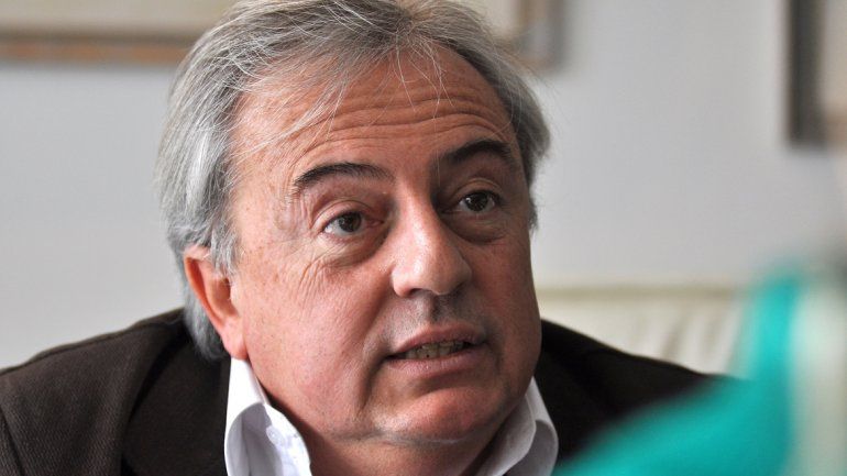 El Concejo ultima la sucesión de Ricardo Riva en la Defensoría.