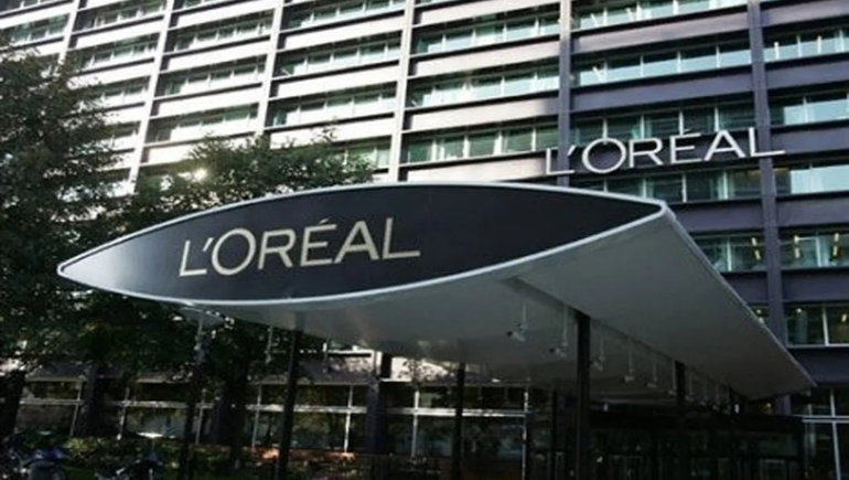Una sobreviviente de cáncer de útero demandó a L’Oreal