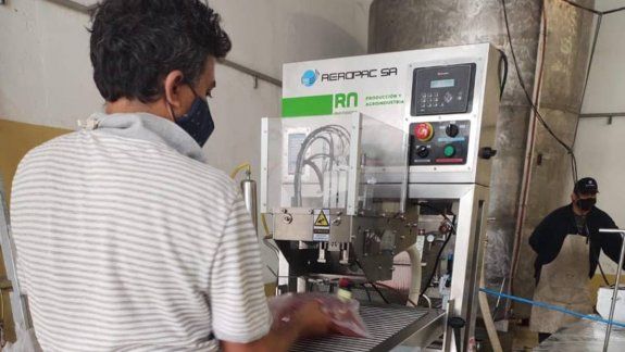 Bodegas rionegrinas tienen un envase ideal para el vino en copa