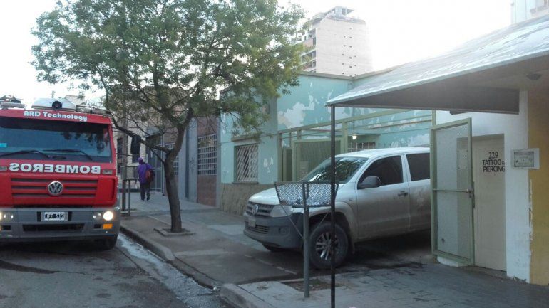 Detuvieron a ocho hombres y a siete mujeres en una casa donde se ejercía la prostitución