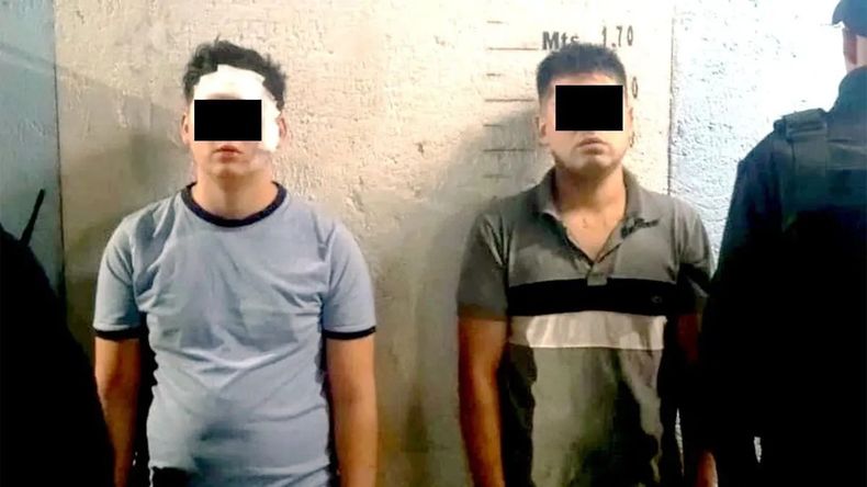 Los hombres de 33 y 18 años fueron detenidos por tenencia ilegal de arma de fuego. Foto: Gentileza. | LM Neuquen Los hombres de 33 y 18 años fueron detenidos por tenencia ilegal de arma de fuego. Foto: Gentileza.