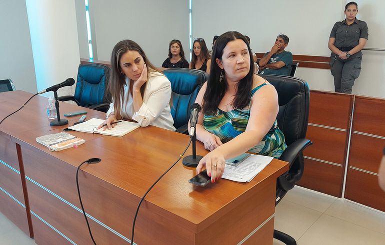 La asistente letrada Guadalupe Inaudi y la fiscal del caso Lucrecia Sola en el juicio por el crimen de Matus. La asistente letrada Guadalupe Inaudi y la fiscal del caso Lucrecia Sola en el juicio por el crimen de Matus.