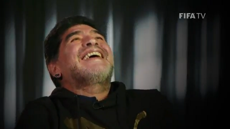 La canción de cancha preferida de Maradona y la chicana para River
