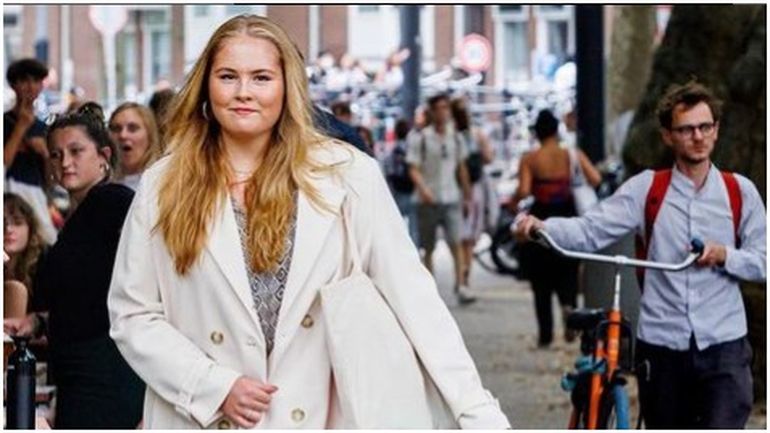 La princesa Amalia de Holanda en la universidad de Amsterdam La princesa Amalia de Holanda en la universidad de Amsterdam