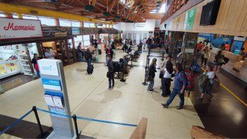 aeropuerto chapelco: las obras de mantenimiento que se realizaran a pocos dias de largar la temporada de invierno