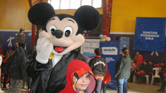 Las Ovejas y Plottier tuvieron su Cumpleaños Solidarios, el programa que lleva adelante la Subsecretaría de Asuntos Públicos que conduce Osvaldo Llancafilo.