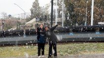 alerta por nieve en la ciudad de neuquen: a que hora podria comenzar y como sigue el clima