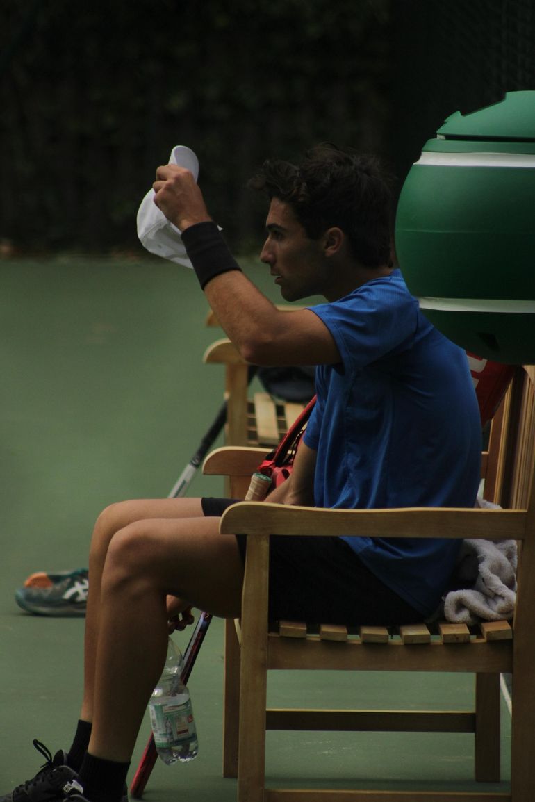 Ezequiel Fagotti, de Cipolletti a Europa, de la mano del tenis.