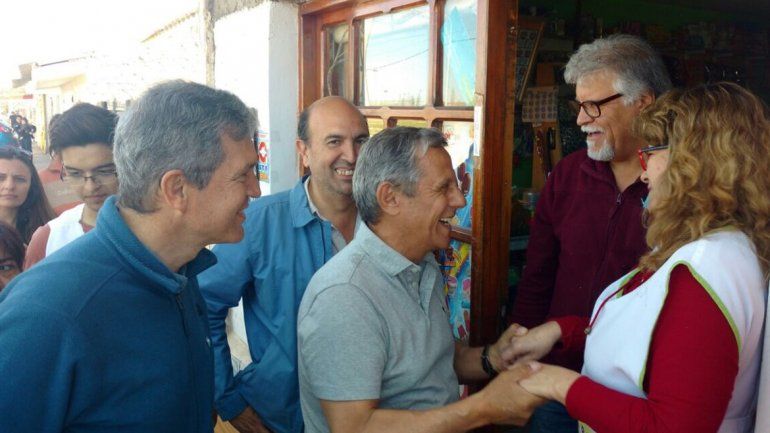 Pechi dijo que los vecinos le expresaron su expectativa por el Metrobús. &nbsp;