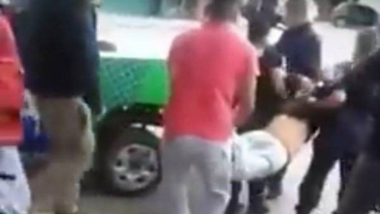 El delincuente había querido robarle a una maestra