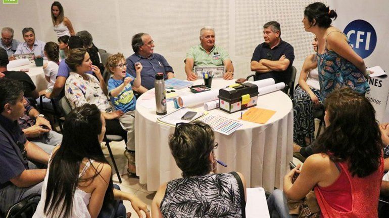 Centenario pidió opinión a vecinos por plan urbano