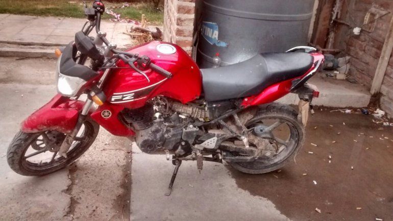 La moto es una Yamaha 160 cc que tenía la numeración limada.