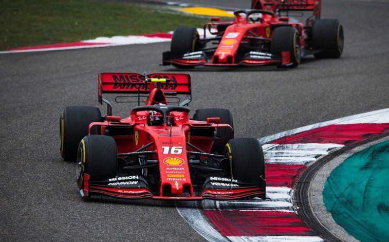 Charles Leclerc y Ferrari se quedaron con la referencia del viernes de la F1
