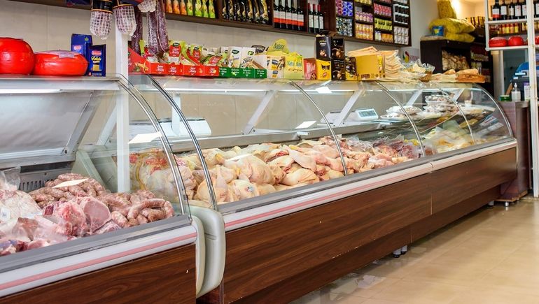 Neuquén: Por el precio de la carne, se consume más pollo