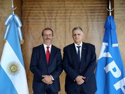 ypf cede a pecom el yacimiento manantiales behr ypf cede a pecom el yacimiento manantiales behr