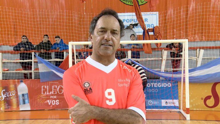 A horas de las PASO se filtró un curioso video de Scioli