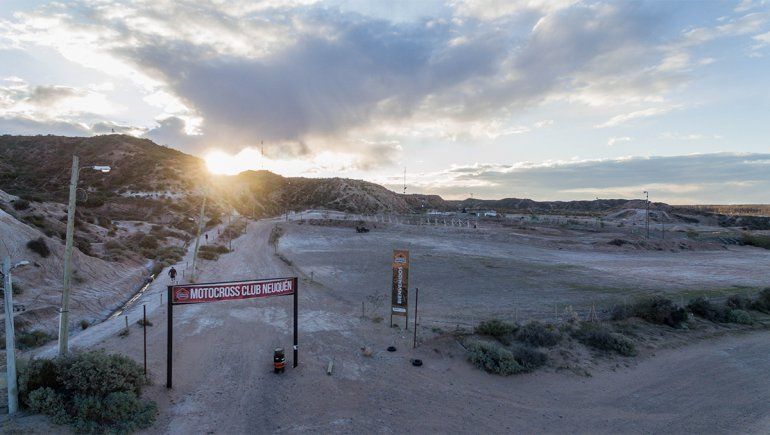 La pelea por el motocross puede llegar a la Justicia