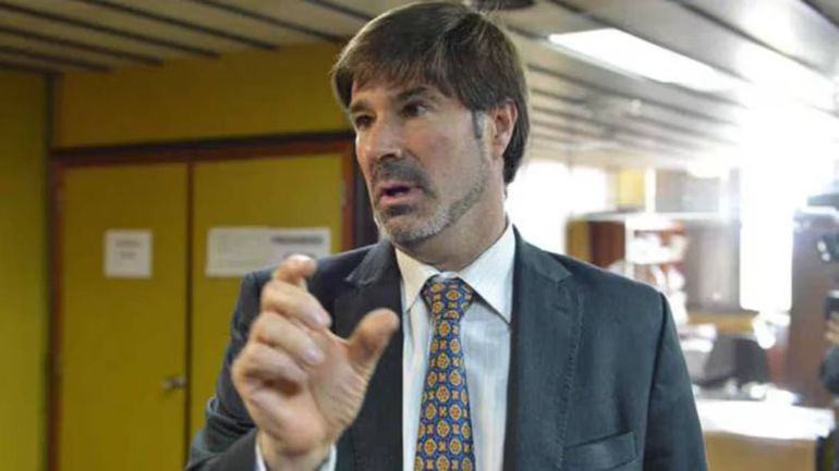 El fiscal cordobés Enrique Senestrari investiga al político cordobés, Cayetano Canto por lavado de más de 61 mil millones de pesos. Foto: Prensa Córdoba.
