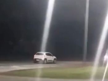 El conductor recorrió más de 50 kilómetros en contramano por la ruta y obligó a desplegar un operativo para interceptarlo. El conductor recorrió más de 50 kilómetros en contramano por la ruta y obligó a desplegar un operativo para interceptarlo.