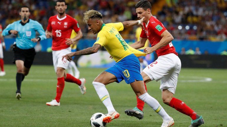 Otro golpe al prode mundialista: Brasil no pudo con Suiza
