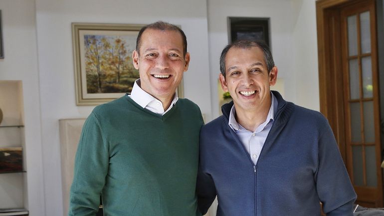 El gobernador Omar Gutiérrez con el intendente de Plaza Huincul