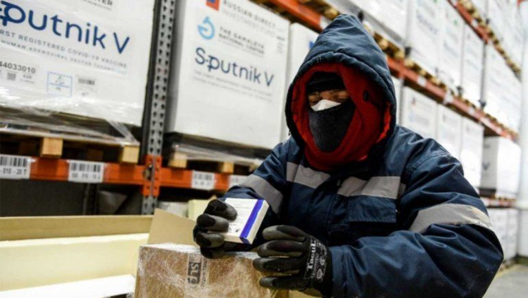 Llegan 7.800 dosis de la vacuna Sputnik V a Neuquén