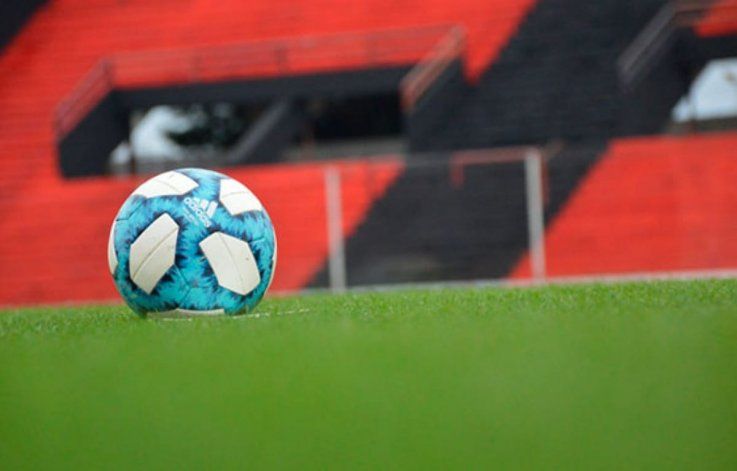 Lammens anunció que es inminente la vuelta del fútbol