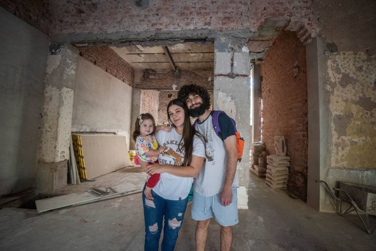 Raúl López Yazdani y su esposa, los dueños de Café con Ciencia.