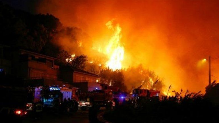 Incendios forestales arrasan 3 mil hectáreas en Córcega