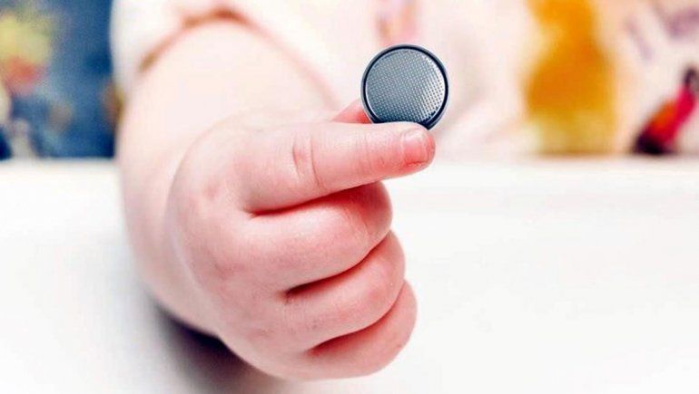 Las pilas botón, un peligro para los niños incluso en Navidad