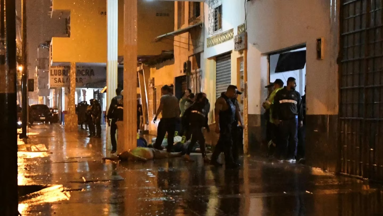 Balacera en Ecuador: 10 personas asesinadas en un taller mecánico