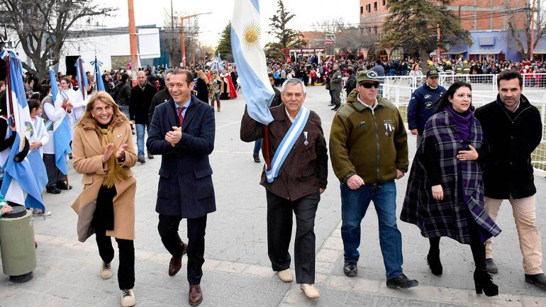 El gobernador Omar Gutiérrez